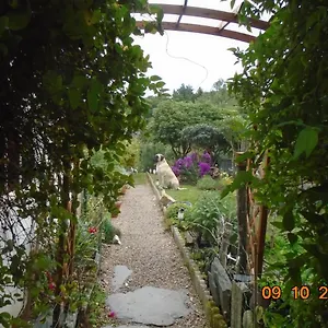 La Mare Aux Fees Bed & Breakfast
