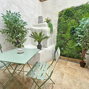Le Petit Patio France